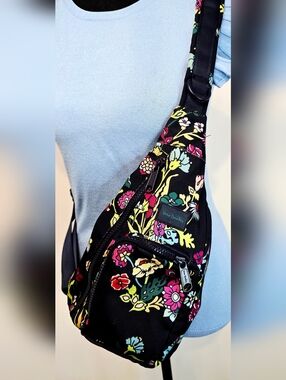 Vera Bradley Floral Sling Backpack Crossbody Bag Navy Multicolor